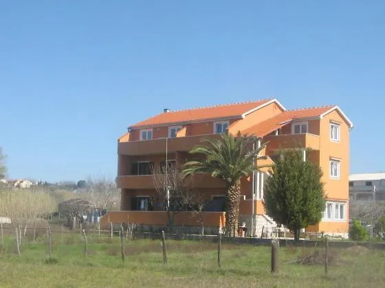 Apartment Laura Lopar