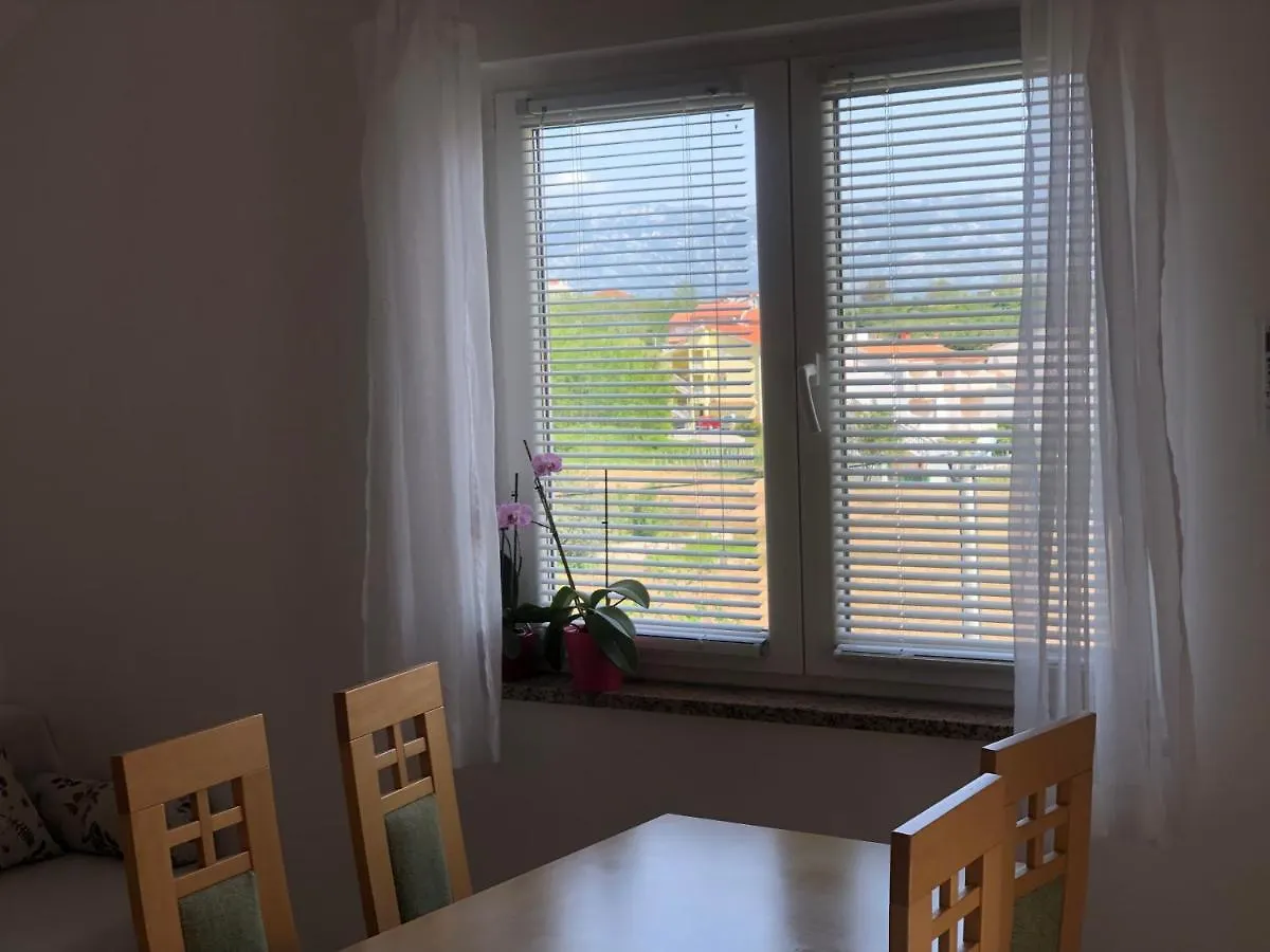 Apartment Laura Лопар