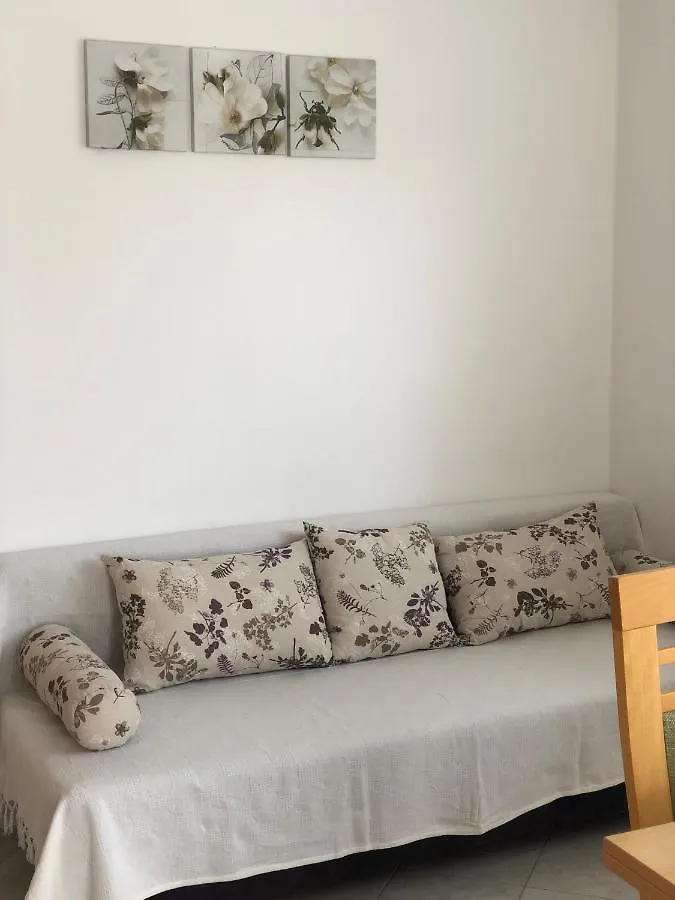 Apartment Laura Lopar Croatia